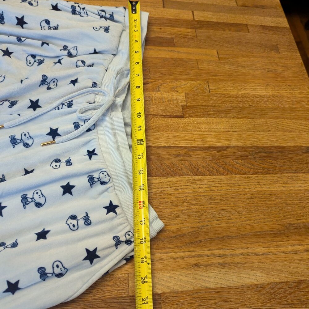 Cute and Snuggly Snoopy and Stars Velour Soft Long Drawstring Pants Long Sleeves - Picture 2 of 9